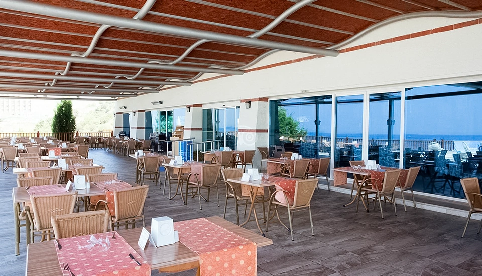 هتل سی لایت ریزورت کوش آداسی